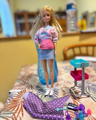 Barbie parrucchiera