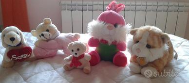 Peluche e bambole