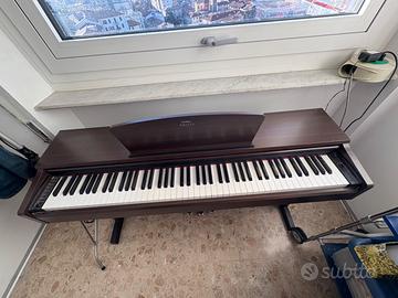pianoforte digitale Yamaha Arius YDP-140