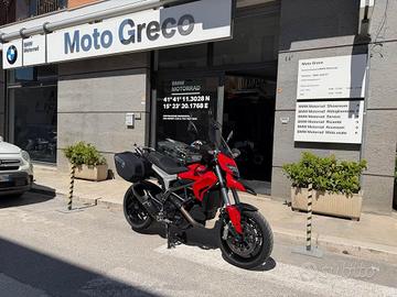 DUCATI Hypermotard 821 Red