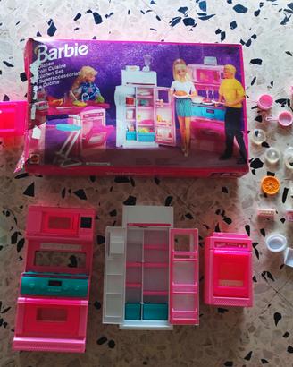 Vintage Barbie  Set Cucina Mobili Accessori