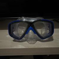 Occhiali subaquei