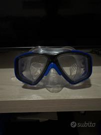 Occhiali subaquei
