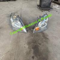 Faro anteriore destro e sinistro Ford Fiesta 2007 