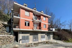 4 LOCALI A MONASTERO DI LANZO