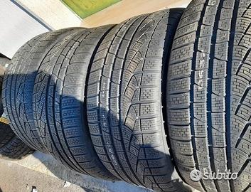 4 gomme invernali 275 30 20 e 245 35 20 Pirelli