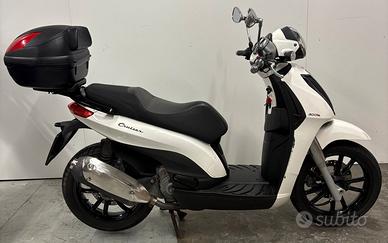 Piaggio Carnaby Cruiser 300