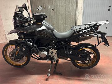 Voge 900 DSX Valico