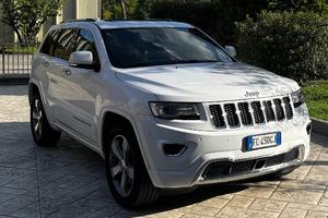 Jeep Grand Cherokee Overland 3.0 V6
