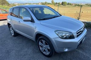 Toyota RAV 4 RAV4 Crossover 2.2 D-Cat 177 CV Luxur