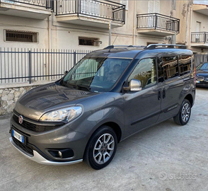 Fiat dobló trekking 1.6 multijet 120cv