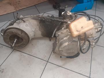 Blocco motore honda pantheon 125 2t