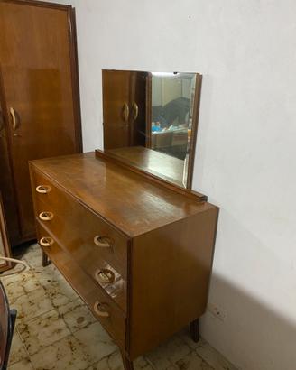 Mobile con specchio