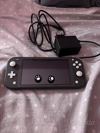Nintendo Switch Lite con accessori