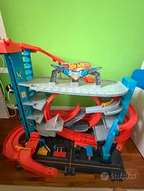 Pista Garage Hotweels