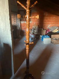 Appendiabiti a colonna