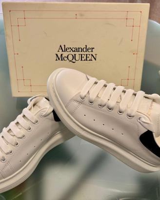Alexander McQueen Oversize ORIGINALI!!