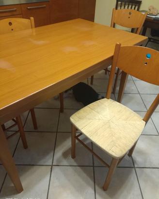 TAVOLO+ 4 SEDIE
