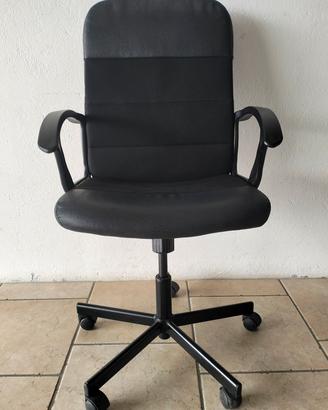 Sedia girevole Ikea Renberget nera