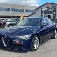 Alfa Romeo Giulia 2.2 Turbodiesel 210 CV AT8 AWD Q