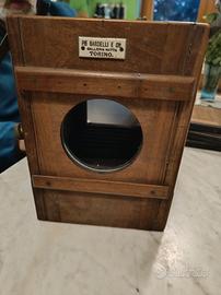 prima macchina fotografica al mondo. fine 1800