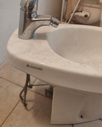 Bidet Dolomite