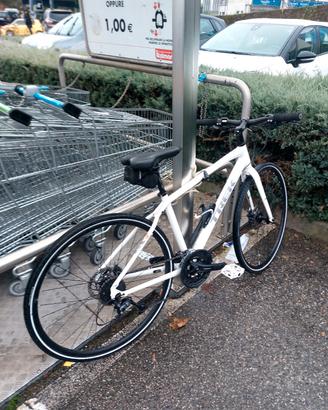 Gravel/MTB TREK city bike/mtb. TG S