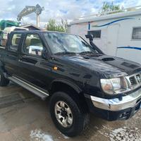 nissan pick up con atomizzatore 