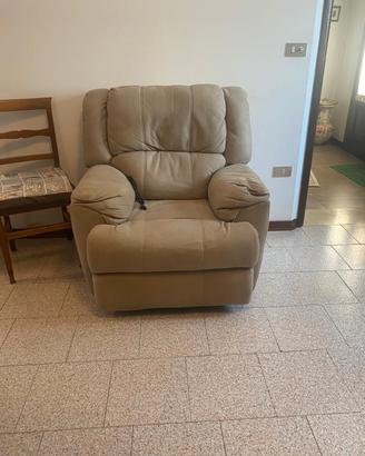 Poltrona relax + divano 3 posti con relax 