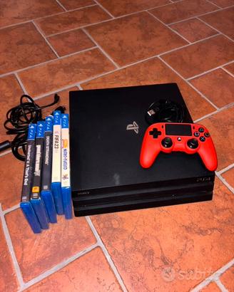 PS4 Pro + 5 Giochi +Controller NACON
