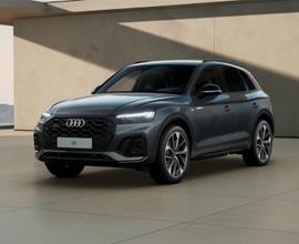 Audi Q5 50 2.0 tfsi e identity black quattro s-tro