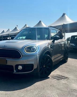 Mini Cooper D Countryman 2.0 ALL4 UNICO PROPRIETAR