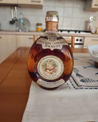 vecchia Romagna brandy etichetta bianca anni 60/70
