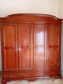 Armadio in legno