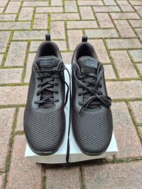Skechers nere numero 40