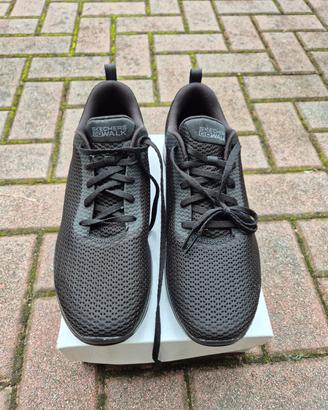 Skechers nere numero 40