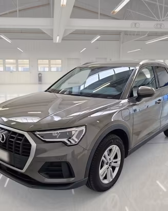 AUDI Q3 45 TFSI E S TRONIC BUSINESS SUV