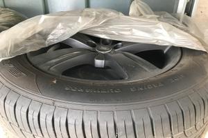 Gomme e cerchi nuove x land rover velar