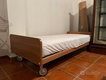 Letto singolo con rete compreso di materasso