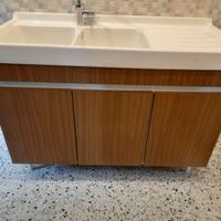 Lavello da cucina con mobile