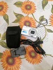 Macchina fotografica Olympus fe 200