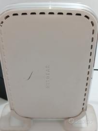 NETGEAR FS608 V3