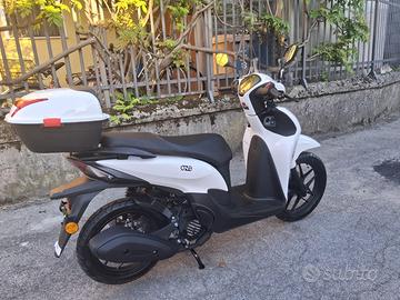NEW SCOOTER WOTTAN ONE 125cc CUPOLINO+BAULETTO