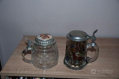 Coppia boccali birra tedeschi Oktober Fest