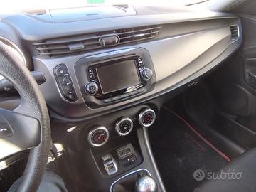 Alfa Romeo Giulietta 1600 JTDM-2 120 Cv