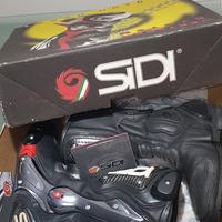 stivali moto sidi