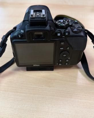 Nikon Ref D3500, 2obiettivi - cavalletto Manfrotto