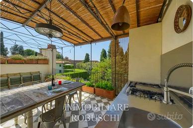 Appartamento di 120 m² con 3 locali a Firenze