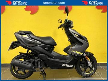 YAMAHA Aerox 50 Finanziabile - Grigio scuro - 29