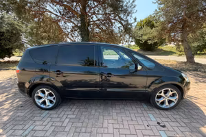 Ford SMAX